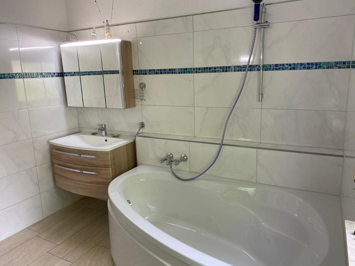 Ferienwohnung Mit Garten Пирмазенс Екстериор снимка