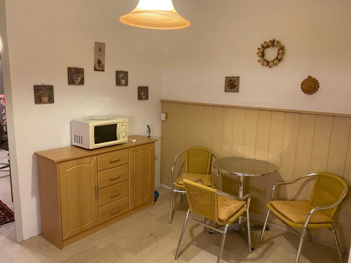 Ferienwohnung Mit Garten Пирмазенс Екстериор снимка